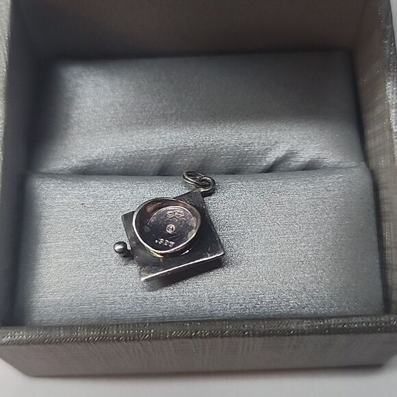 Sterling Silver Graduation Cap Charm - Picture 2 of 2